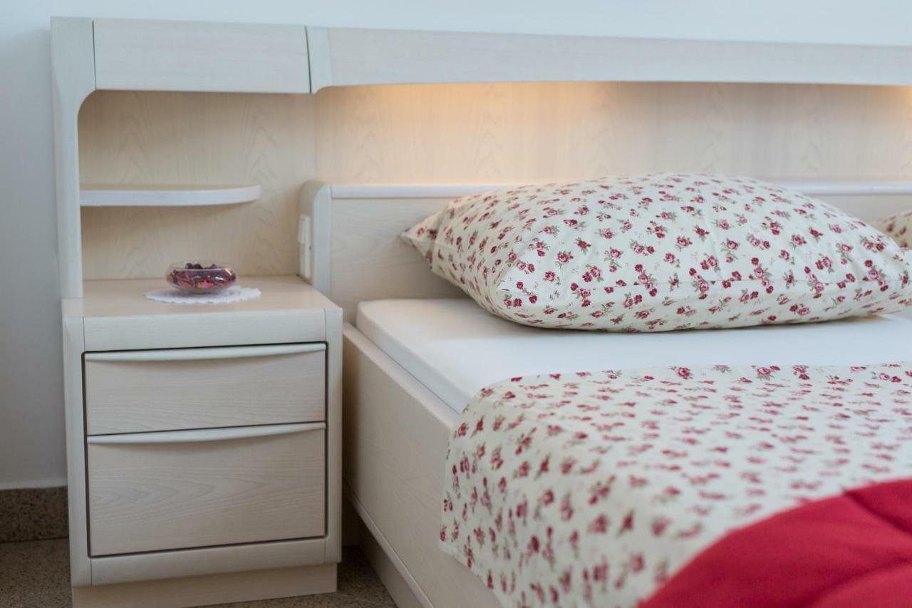 Apartment Punat Exterior foto