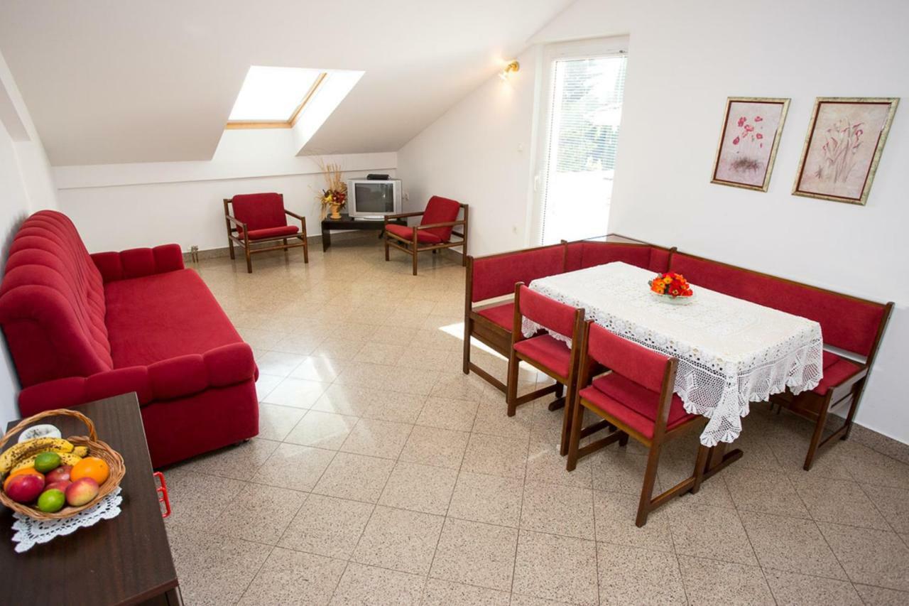 Apartment Punat Exterior foto