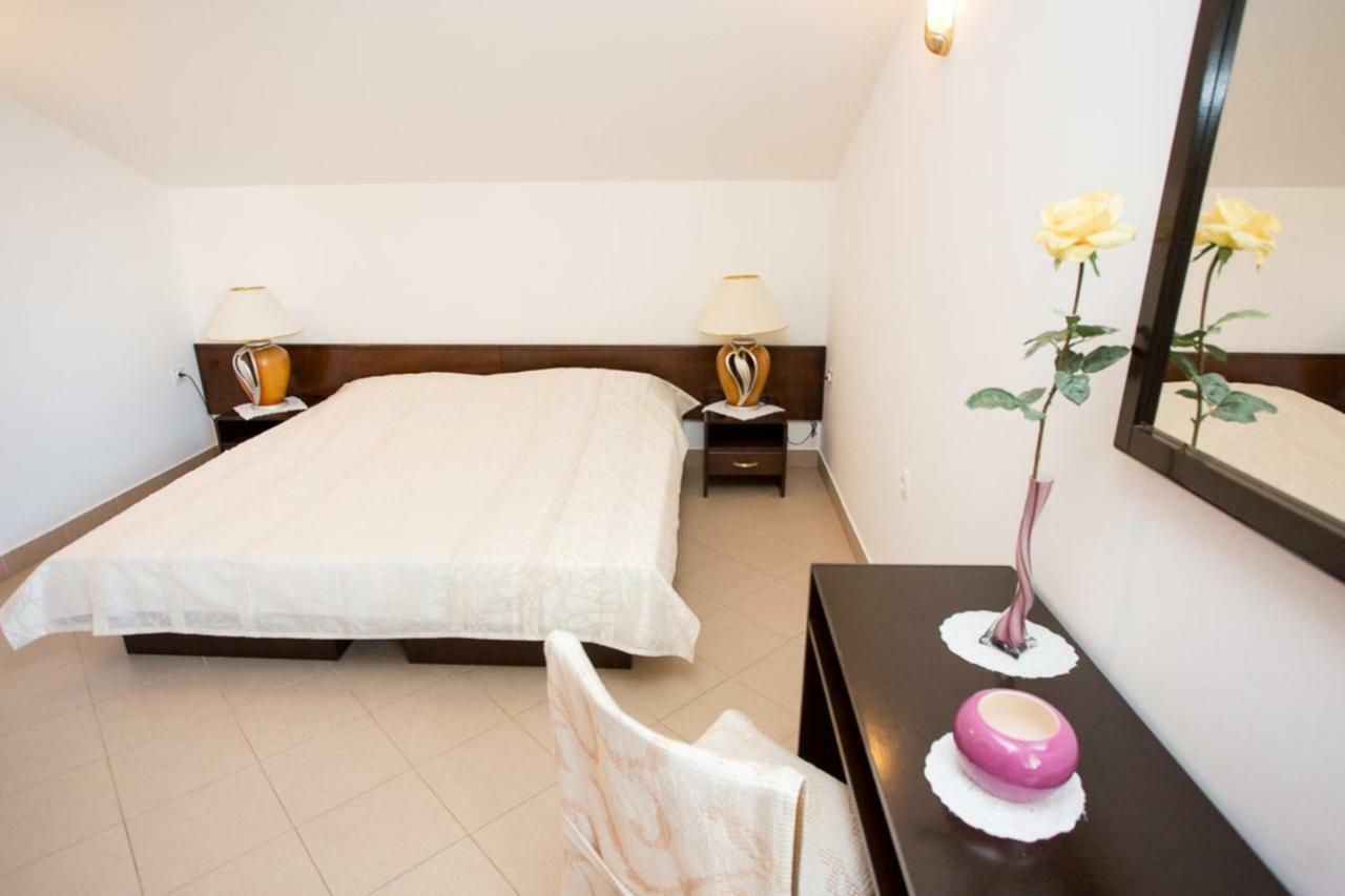Apartment Punat Exterior foto
